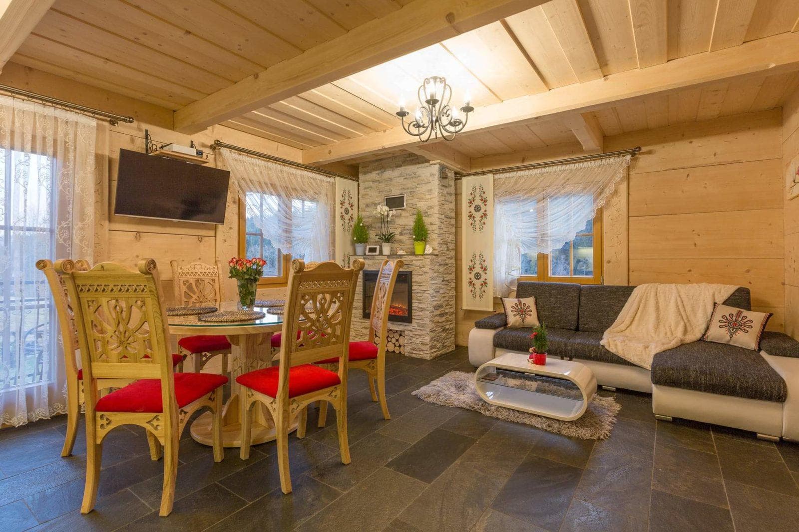 Widok na góry z balkonu